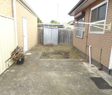 INSPECT & MOE IN NOW - Photo 2