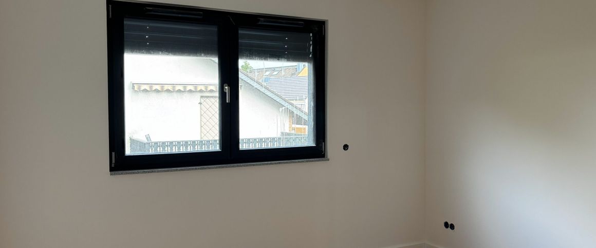 NEUBAU: Exklusive 3-Zimmer-Wohnung mit Balkon in Refrath - Foto 1