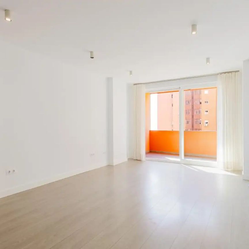 Piso de alquiler en Paseo de Sancha, 2, La Malagueta - Monte Sancha - Photo 1