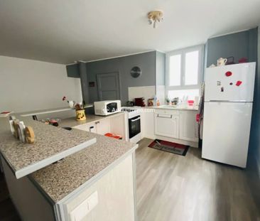 Location Appartement 2 pièces 52 m2 à Millau - Photo 3