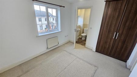 3 bedroom terraced house to rent - Photo 4