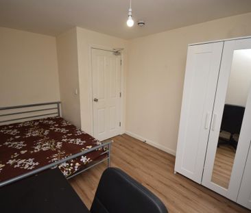 4 bedroom house to rent - Photo 2