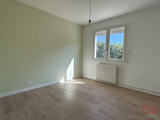 Location Maison 5 pièces 103m² CASTELCULIER 47240 - Photo 1