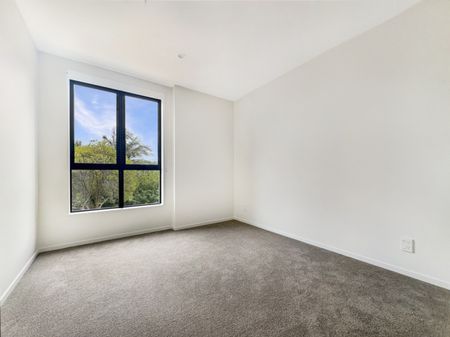 Modern Townhouse Designed for Easy Living - Photo 3