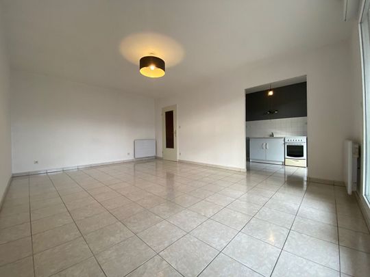 Location Appartement 1 pièce 50m² BESANCON 25000 - Photo 1