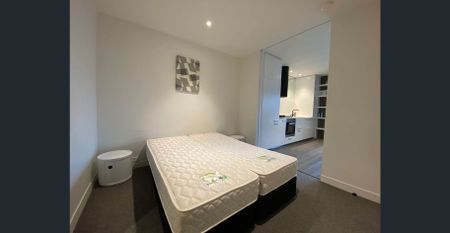 Furnished One-Bedroom Apartment in the Heart of Carlton - Photo 2