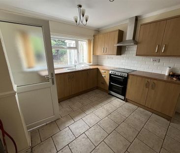 3 bedroom house to rent - Photo 3