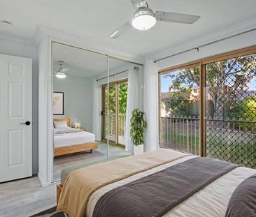 Renovated Groundfloor Home in Beautiful Morningside - Photo 5