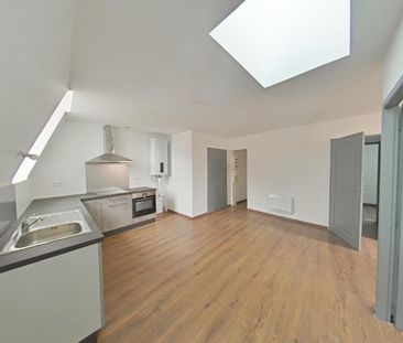 Location Appartement 3 pièces 59m² ROMANS SUR ISERE 26100 - Photo 1