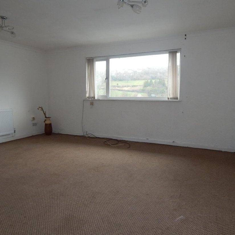 St Lukes Road, Pontnewynydd, Pontypool - Photo 1