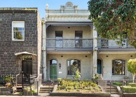 Victorian Four Bedroom Beauty - Photo 5