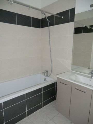 Location Appartement 2 pièces 48m² LIMOGES 87000 - Photo 4