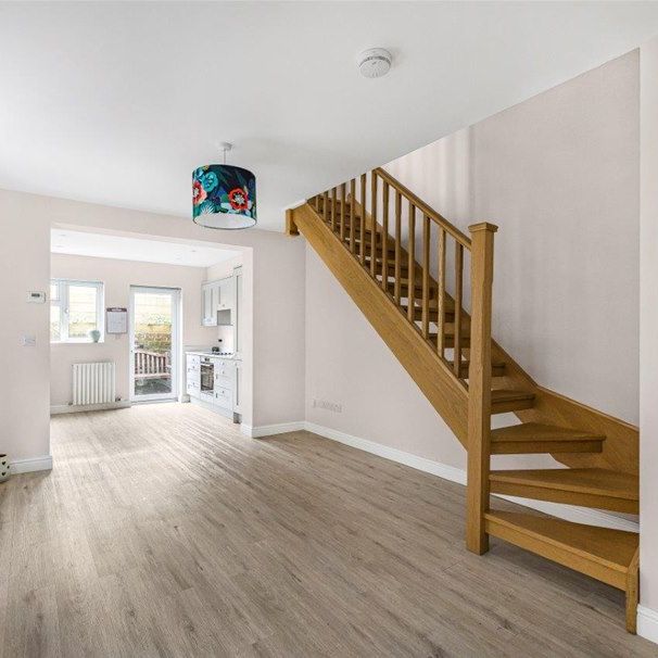 Lower Luton Road, Harpenden, AL5 5AH - Photo 1