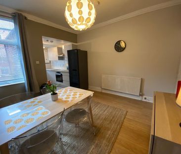 3 bedroom house share to rent - Photo 3