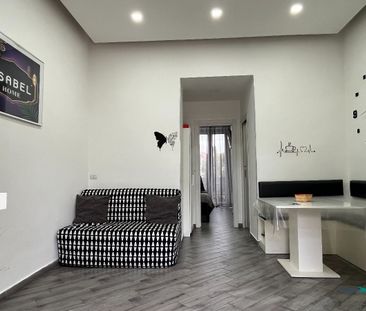 Bilocale in Via Antonio Genovesi, Napoli - Foto 2