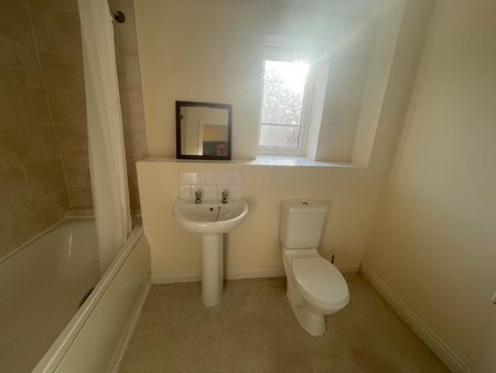 Cordelia Close, Stratford upon Avon - Photo 4