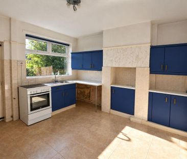 2 bedroom semi-detached house to rent - Photo 4