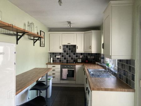 108 Ashley Avenue, Lisburn Road, Belfast, BT9 7BU - Photo 4