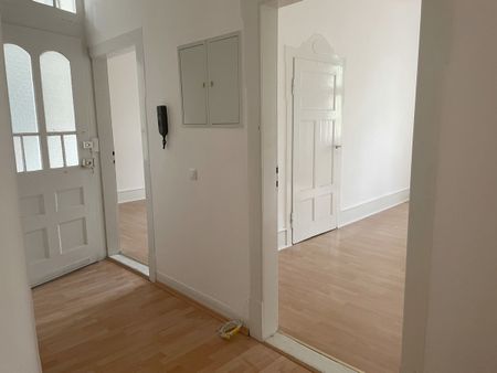 Schöne 3-Zimmer-Wohnung mit 2 Balkonen in Neckarstadt-Ost - Foto 3