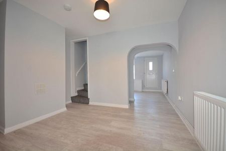 2 bedroom terraced house to rent - Photo 3