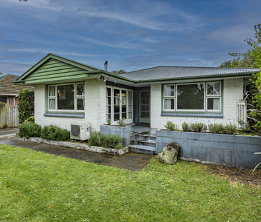 Family Home in Spreydon - Photo 2