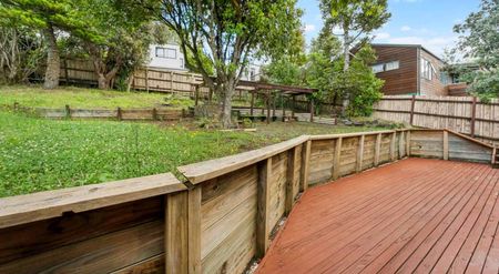 3 Beddy with Garage and Large back yard - Move... - Photo 3