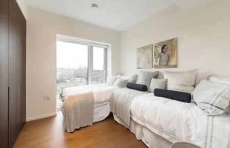 3 Bed Flat, Columbia Gardens, SW6 - Photo 5