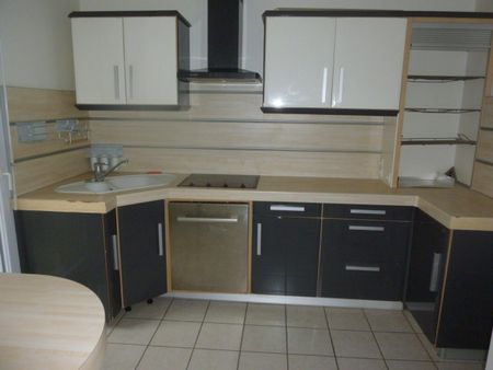 Location Appartement 3 pièces 74m² TOURS 37000 - Photo 2