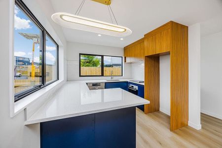 Modern 3Bed Townhouse in Manurewa - Photo 3