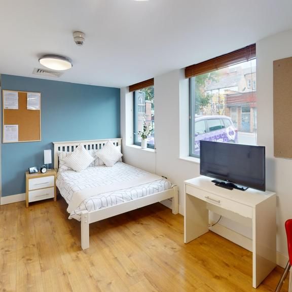 Studio to rent - Photo 1