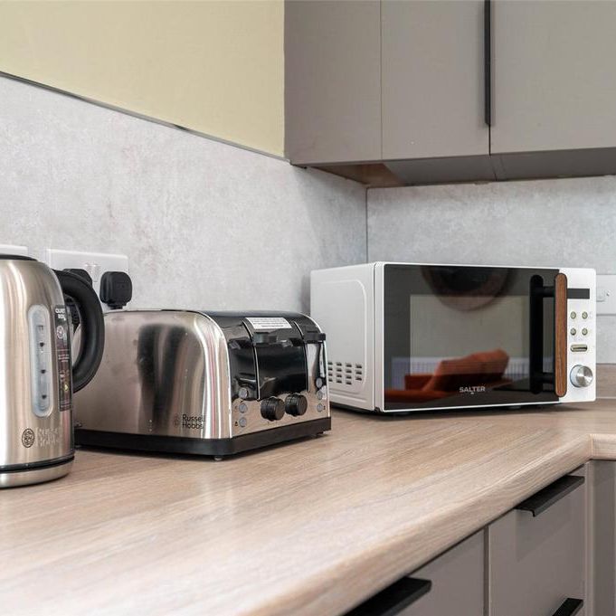 1 bedroom property to rent - Photo 1