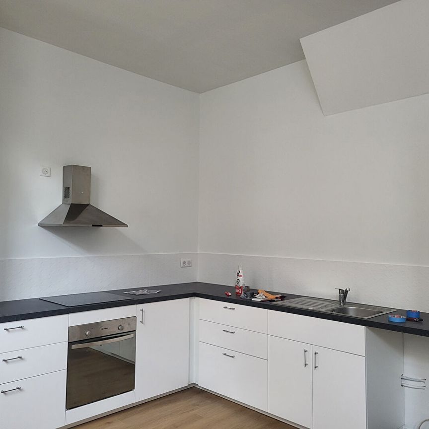 Location Appartement 5 pièces 95m² BESANCON 25000 - Photo 1