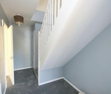 2 bedroom end of terrace house to rent - Photo 1