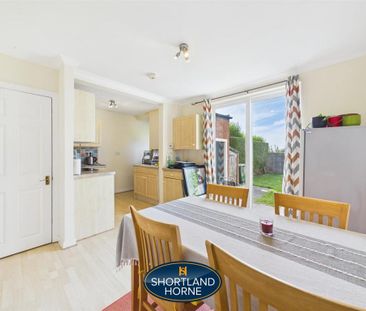 3 bedroom terraced house to rent - Photo 4