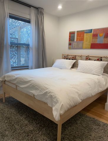 For Lease - 109 Charlton Avenue, Hamilton, Ontario - Photo 5