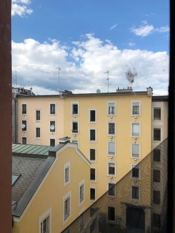 For rent – 2.5 room furnished apartment in Pâquis, Geneva - Photo 4