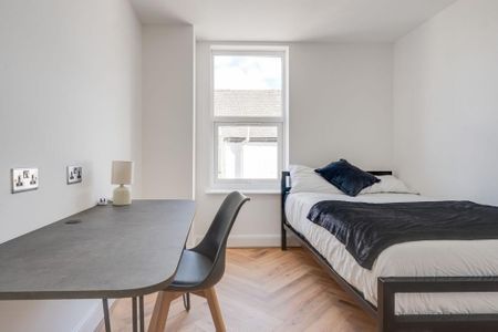 6 bedroom house to rent - Photo 4