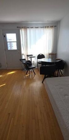 4 ½ LIBRE À PARTIR DU 1ER JANVIER – CHARLESBOURG (QUÉBEC) - Photo 1