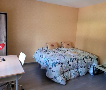 Location Appartement 1 pièce 23m² - Photo 1