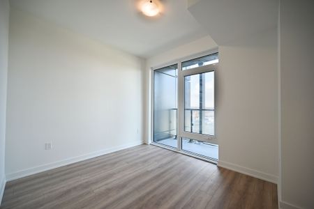 For Lease - 1 Quarrington Lane Unit# 1018, Toronto, Ontario - Photo 4