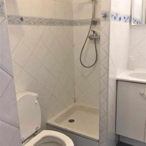 Location Appartement 1 pièce 30m² AIX EN PROVENCE 13100 - Photo 1