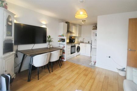 1 bedroom flat to rent - Photo 4