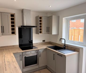 2 bedroom semi-detached house to rent - Photo 1