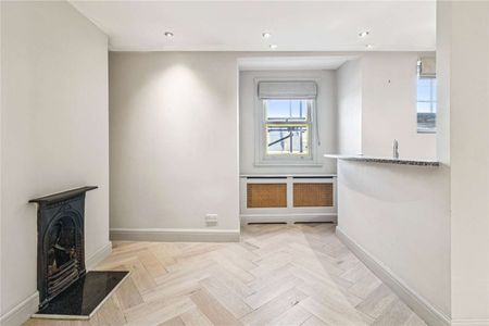 A beautifully presented one-bedroom top floor apartment located just moments from Clapham Junction Station. - Photo 3
