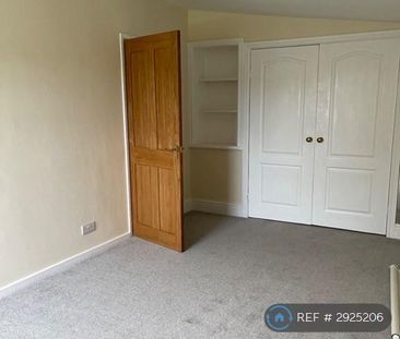 2 bedroom semi-detached house to rent - Photo 2