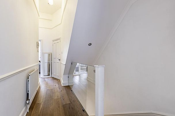 3 bedroom flat to rent - Photo 1