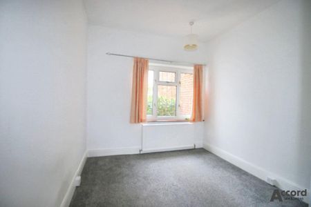 2 bedroom bungalow to rent - Photo 3