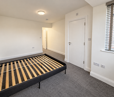Old Ruislip Road, Northolt, UB5 6QQ - Photo 2
