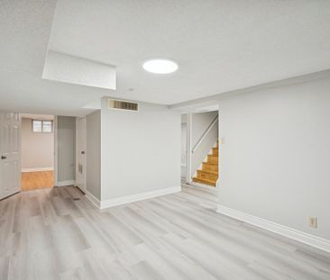 For Lease - 211 Maplehurst Avenue, Toronto, Ontario - Photo 3