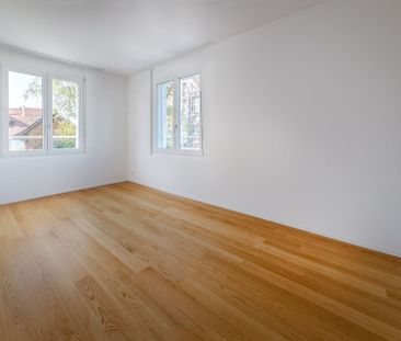 GrOSSE (144 m2), MODERNE 4.5-ZIMMERWOHNUNG MIT MINERGIE-STANDART - Photo 3